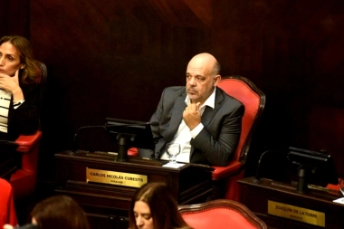 “La Legislatura no es propiedad del kirchnerismo”: libertarios molestos por la suspensión de la sesión