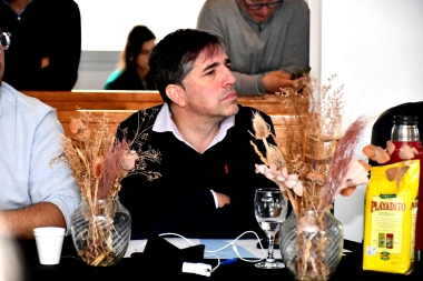Intendente radical evaluó que ante la “crisis” del peronismo, la UCR debe recuperar su “identidad”