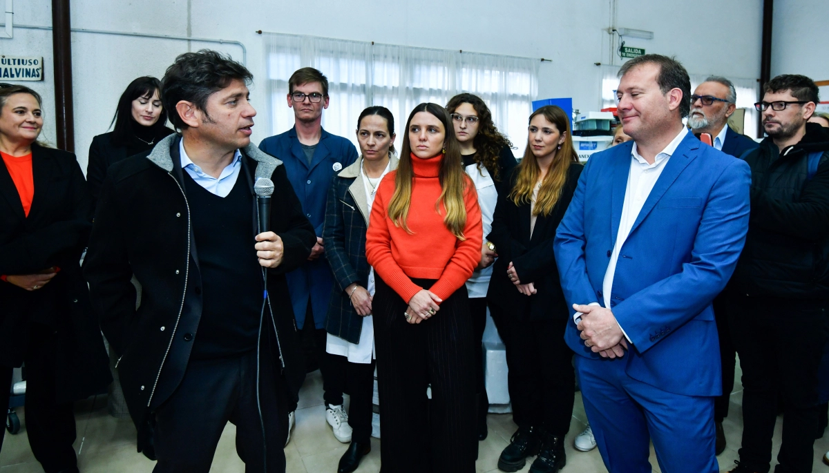 Kicillof y un paquete de anuncios para Puan: presentó un nuevo Centro Universitario y entregó equipamiento 