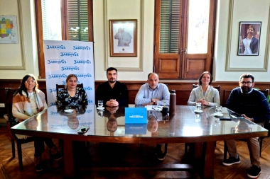 Garate impulsó medidas para fortalecer el desarrollo y modernizar la gestión en Tres Arroyos