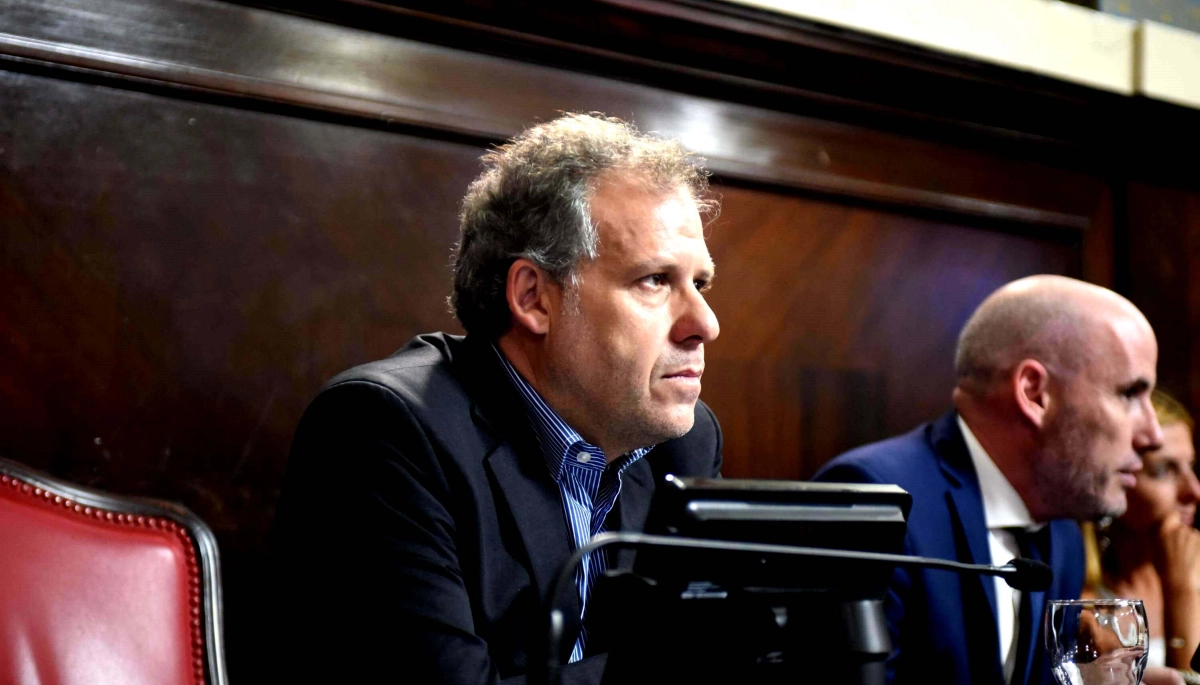 Por las críticas al PRO, senador dijo que Teresa García debería fijarse en “los problemas” del peronismo