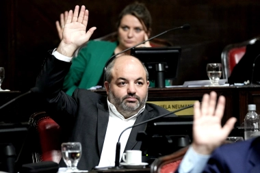 Senador radical afirmó que la interna peronista afecta al funcionamiento de la Legislatura bonaerense