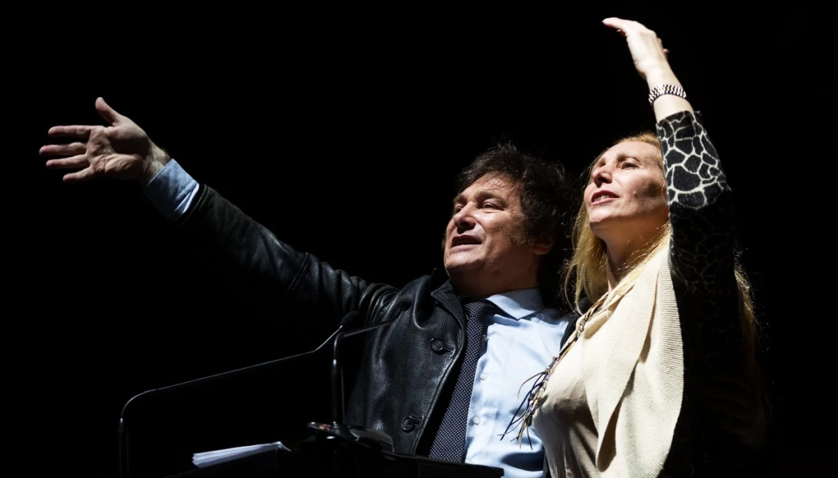 Milei desembarca en La Plata con todo su Gabinete para dar inicio a la campaña libertaria bonaerense