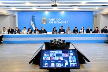 “Argentina con Cristina”: Máximo Kirchner convocó al peronismo, por ahora sin Kicillof