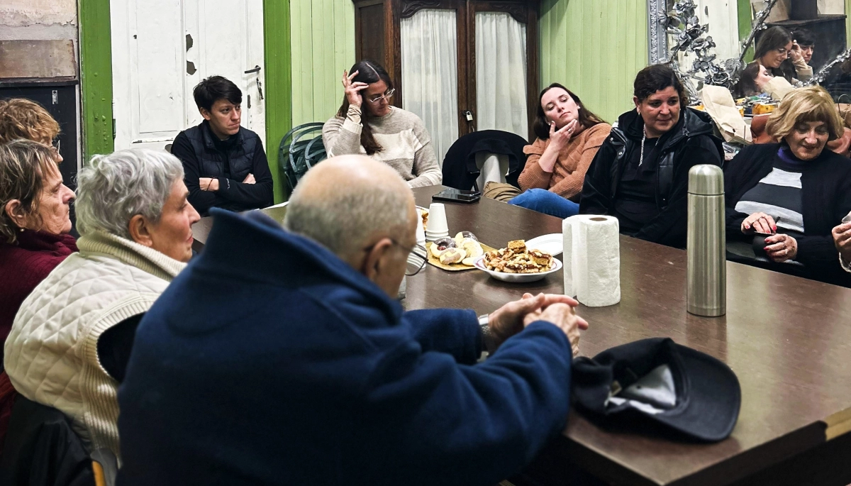 Lucía Gómez visitó a vecinos de la localidad de Vásquez para fomentar la participación de la comunidad