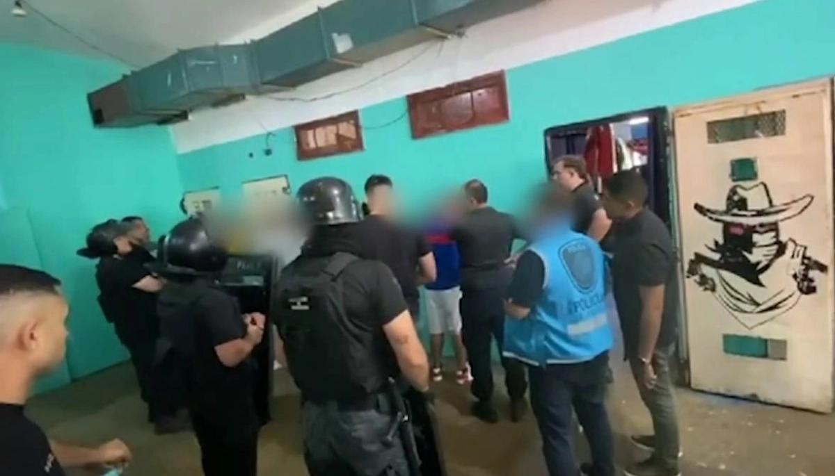 Facebook Marketplace: desbarataron violenta banda que comandaba un detenido en La Plata