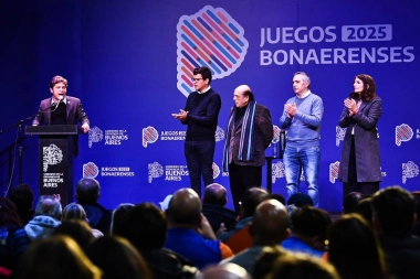 Desde Berazategui, Kicillof dijo: “Actuamos como escudo para minimizar el impacto de las políticas nacionales”