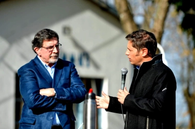 El ministro de Educación de Kicillof puso reparos a la ley que prohíbe celulares en aulas bonaerenses