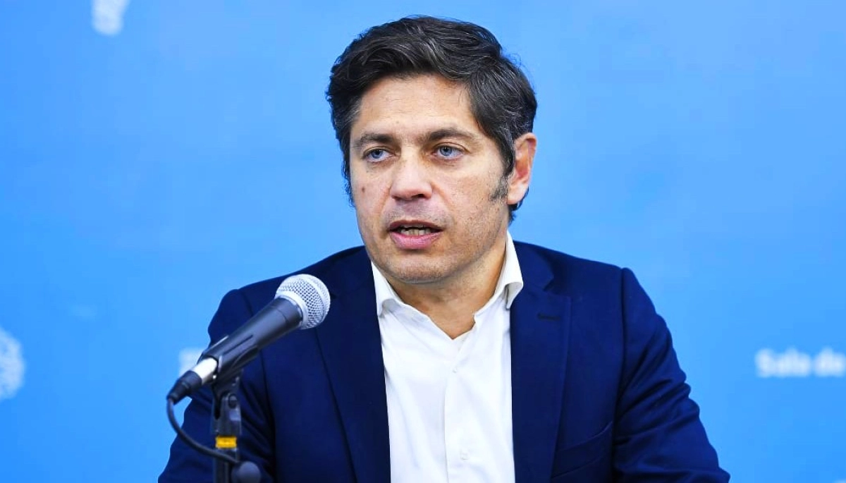 Kicillof advirtió a Milei por sus decisiones en la causa YPF y lo vinculó con representantes de los fondos buitres
