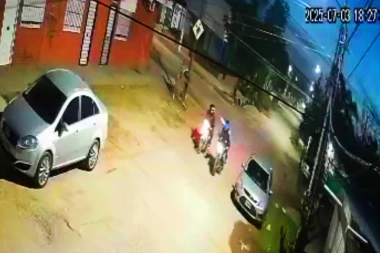 Motochorros en José C. Paz: viajaba con el padre y lo dejaron a pie en la puerta de la casa