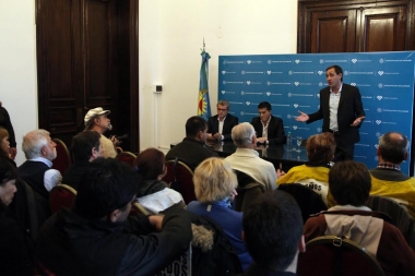Garro y Vidal se reunieron con asambleas vecinales y familiares de víctimas de la inundación del 2 de Abril