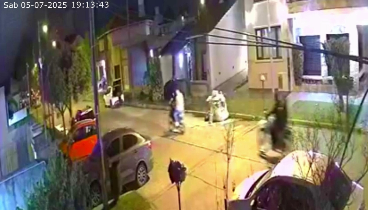Enfrentaron a motochorros que pretendían robar un auto y los obligaron a escapar "como pudieron"