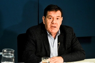 Montenegro se toma licencia de la intendencia de General Pueyrredón y asume como senador