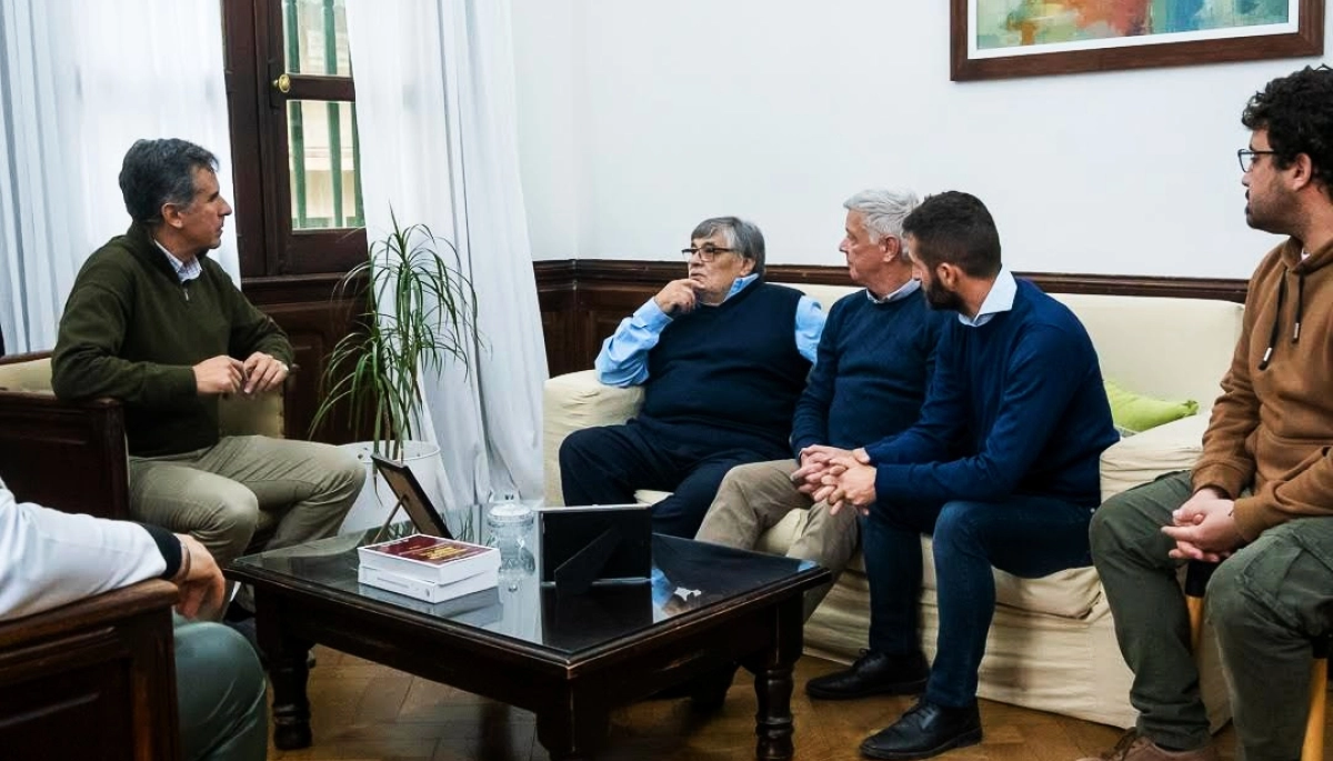 Martínez busca llevar la Licenciatura en Enfermería para las universidades de Rivadavia