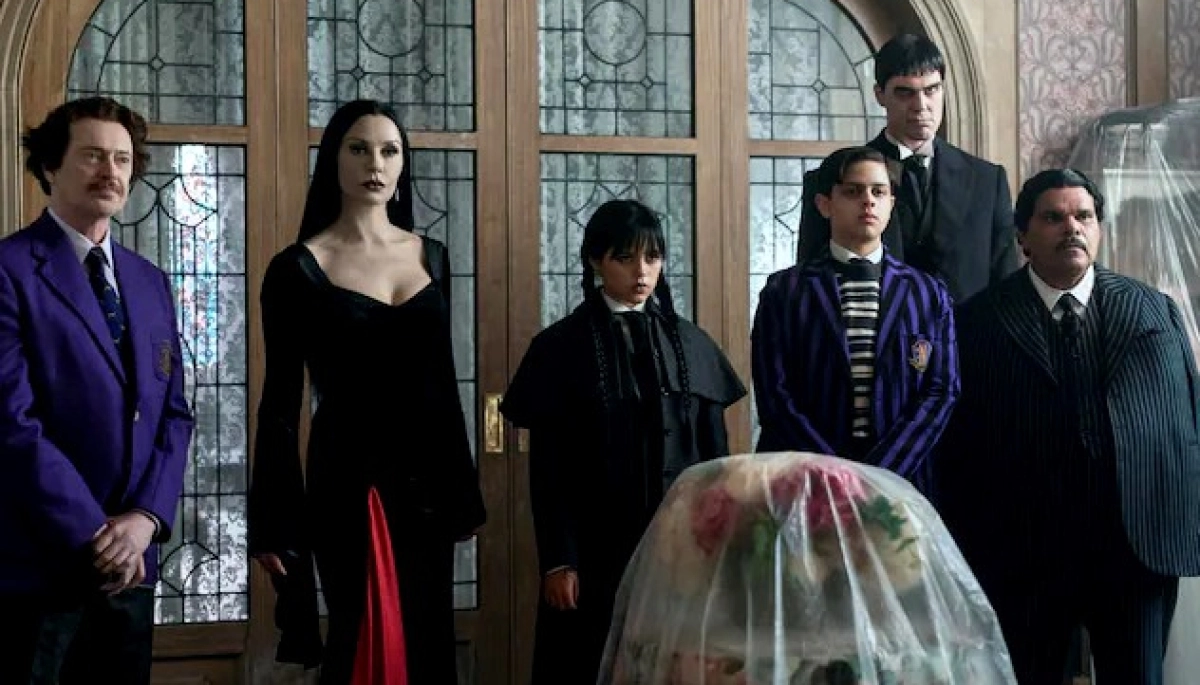 “Merlina” reveló tráiler final de su segunda temporada, con nuevos personajes y más oscuridad