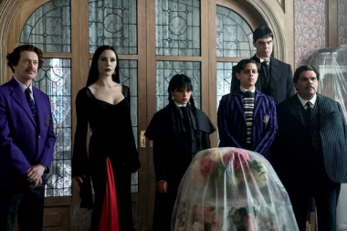 “Merlina” reveló tráiler final de su segunda temporada, con nuevos personajes y más oscuridad