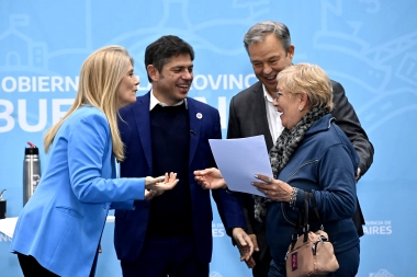 Una encuesta afirma que el peronismo ganaría en las elecciones bonaerenses y crece el rechazo a Milei