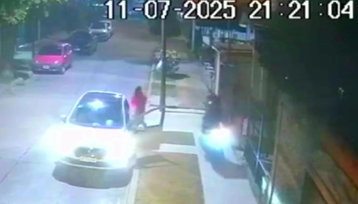 En Merlo roban hasta los lisiados: motochorro rengo sustrajo una costosa camioneta con gritos