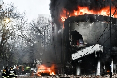 El edificio que se derrumbó en La Plata había sido clausurado por la Municipalidad