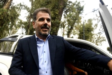 Ritondo dijo “todos adentro”, pero cuatro intendentes del PRO se bajaron del acuerdo con libertarios