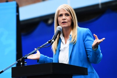 Magario puso primera en su campaña y desde Brown pidió proteger a las familias bonaerenses