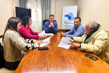 Sciaini firmó un convenio entre la Municipalidad de Roque Pérez y clubes deportivos locales