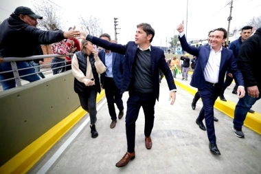 La campaña del Gobernador: Kicillof apuesta a la gestión pura y al Conurbano para enfrentar a Milei