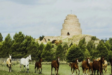 Destinos bonaerenses: Puán y Campana presentan sus atractivos atravesados por la naturaleza y la industria