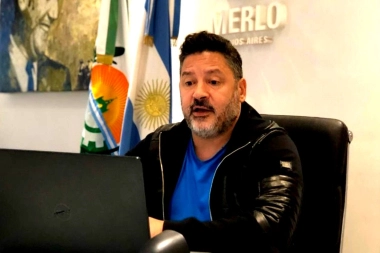 En Merlo denuncian que el intendente Menéndez usa las ambulancias municipales con fines partidarios