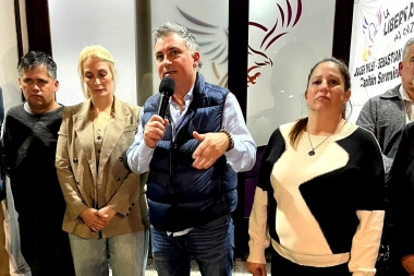 La Libertad Avanza revalida la alianza en PBA de cara a octubre: anuncio y foto para el armado libertario de Milei