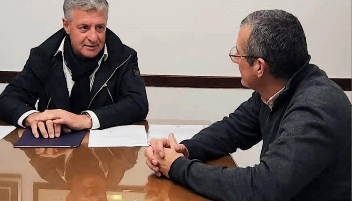 Rauch: Suescun firmó un convenio en La Plata con hoteleros y gastronómicos para capacitar sobre turismo