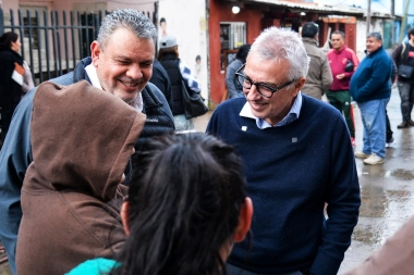 Zamora recorrió San Fernando y le acercó las propuestas de Somos Buenos Aires a los vecinos