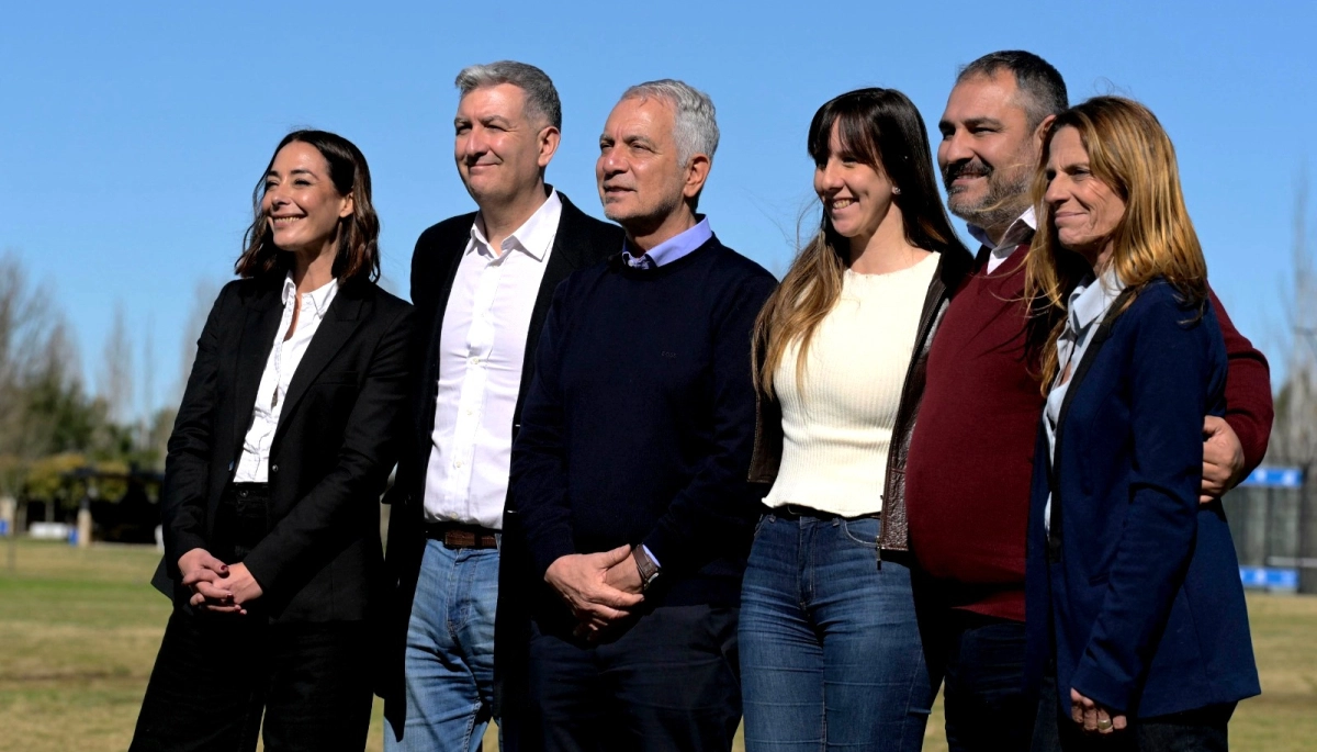 Alak encabezó el primer encuentro de candidatos de Fuerza Patria en La Plata