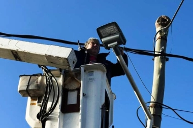 Obras en General Arenales: Revilla celebró la instalación de más de 100 luces LED en Arribeños