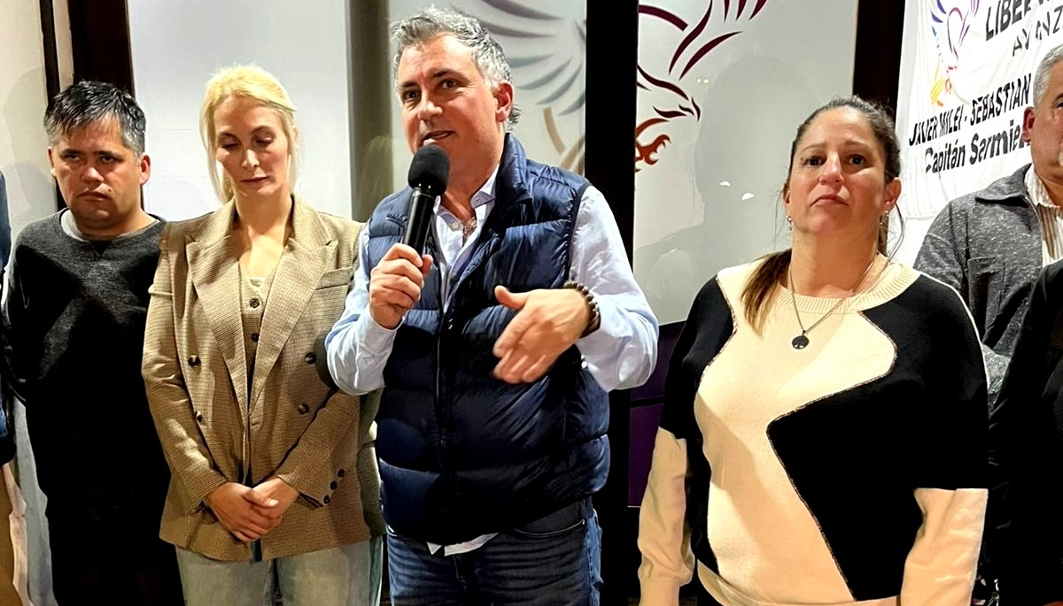 La Libertad Avanza revalida la alianza en PBA de cara a octubre: anuncio y foto para el armado libertario de Milei