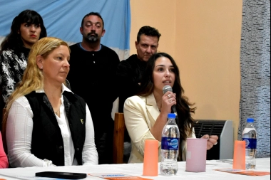 Empleo joven en agenda: candidata por la Tercera Sección apoya incentivos para trabajadores autónomos