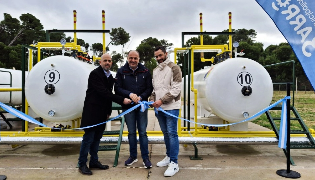 Tres Arroyos: Garate inauguró las plantas de GLP en Claromecó y San Francisco de Bellocq