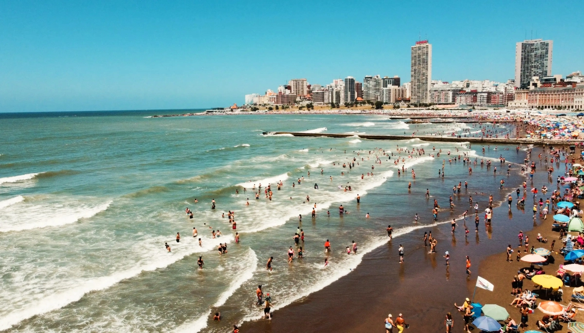 Hoteleros y gastronómicos marplatenses reclaman que vuelva el feriado del 12 de octubre