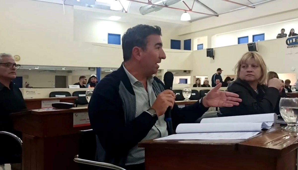 Berazategui: concejal de Bullrich abandonó a los libertarios asustados por una derrota ante el peronismo en la Tercera