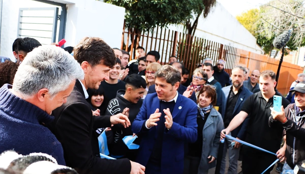 Ghi recibió a Kicillof en Morón para inaugurar una nueva Escuela Secundaria en el barrio Patagones
