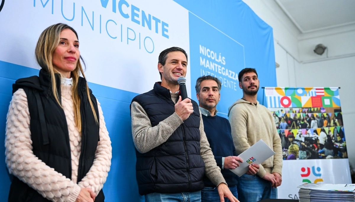 Mantegazza entregó nuevos créditos productivos para emprendedores de San Vicente