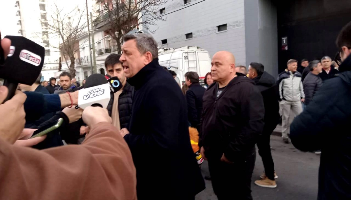 En el acto de Milei en La Plata, Bondarenko cuestionó las políticas de seguridad de Kicillof