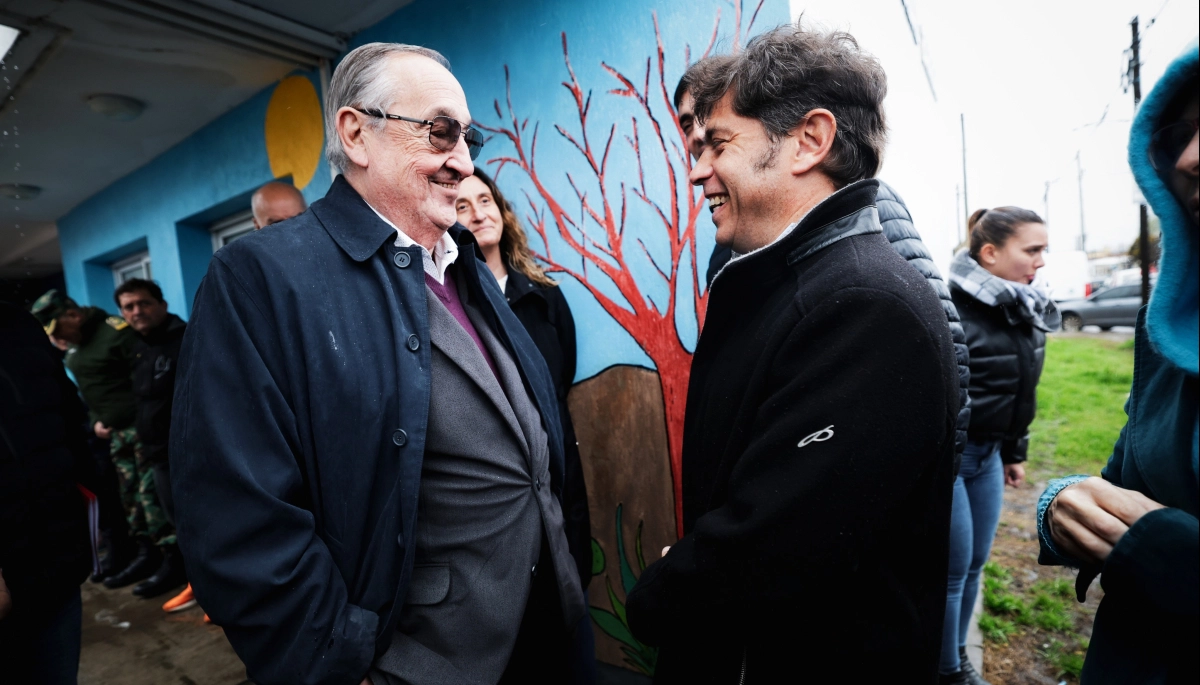 Kicillof visitó un distrito radical y destacó su buena relación con los intendentes de la UCR