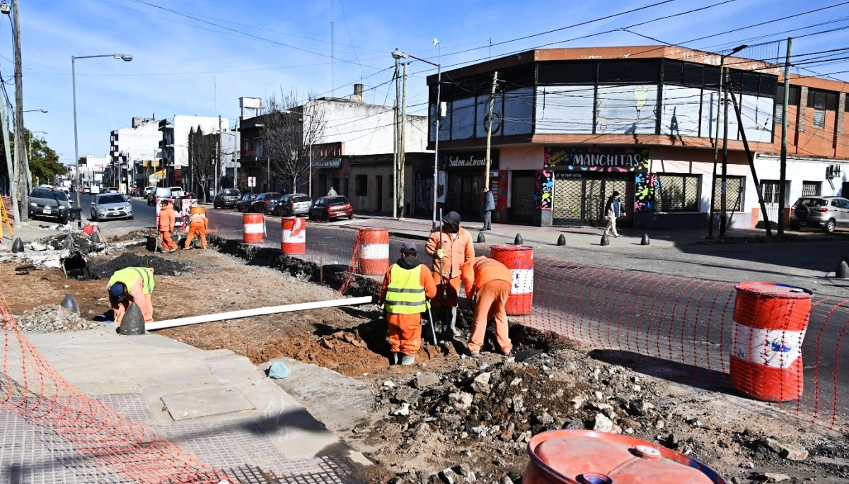 Moreira avanza con las obras de la Av. Juan Manuel de Rosas y el puente José León Suárez en San Martín