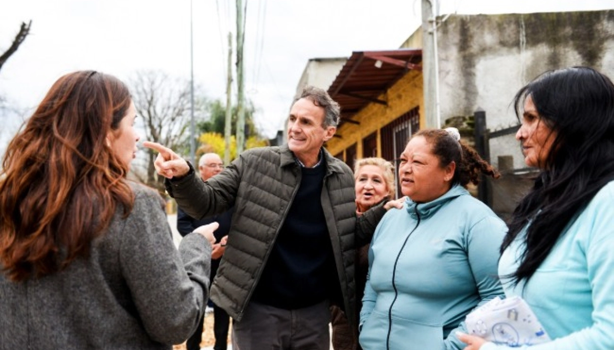 Katopodis continúa con su campaña por la Primera Sección: visitó Moreno y reunión con Mariel Fernández