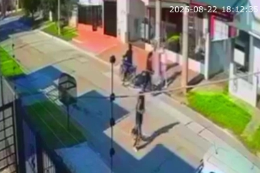 En Merlo y en 30 segundos, a un ciclista le robaron hasta la ropa