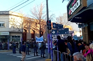 Entre provocaciones, insultos y el escándalo en Discapacidad, Milei y Espert desembarcaron en Junín