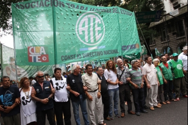 En reclamo salarial, ATE y CTA Autónoma inician paro de 24 horas