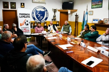 Egüen presentó el programa “Paremos la Pelota”: charla explicativa contra la violencia en el deporte