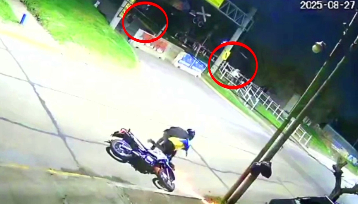 Emboscada en Florencio Varela: un motoquero de DiDi fue golpeado y asaltado por una violenta banda